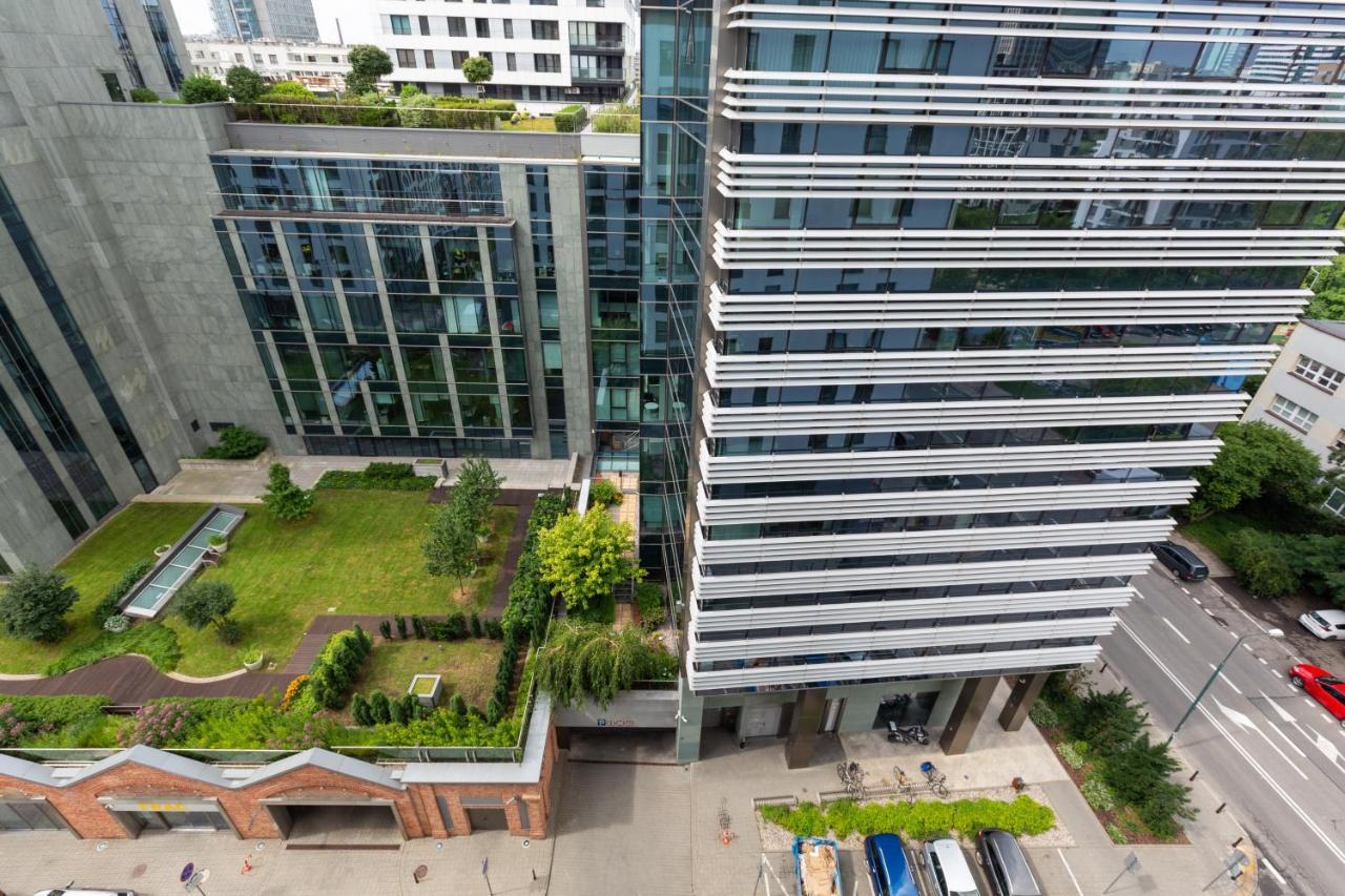 City Center Apartments Grzybowska With Parking By Noclegi Renters Warsaw Luaran gambar